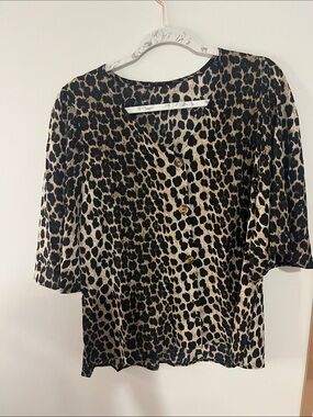 Leopard Print Short Sleeve Button-Front Blouse - Black & Tan